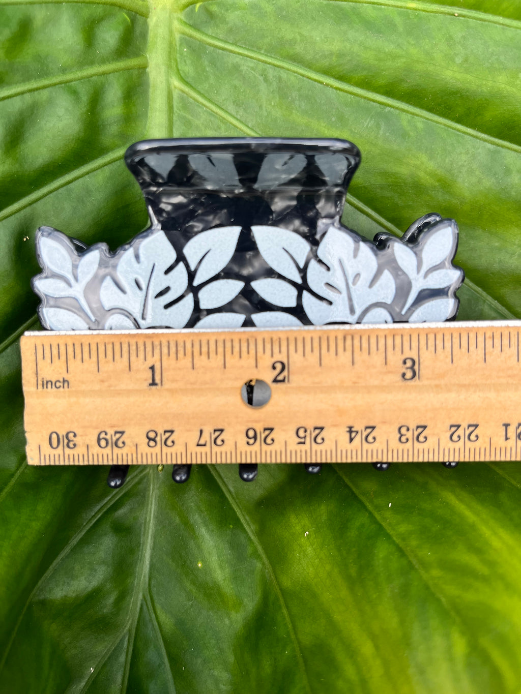 Floral Clip Black Marble & White