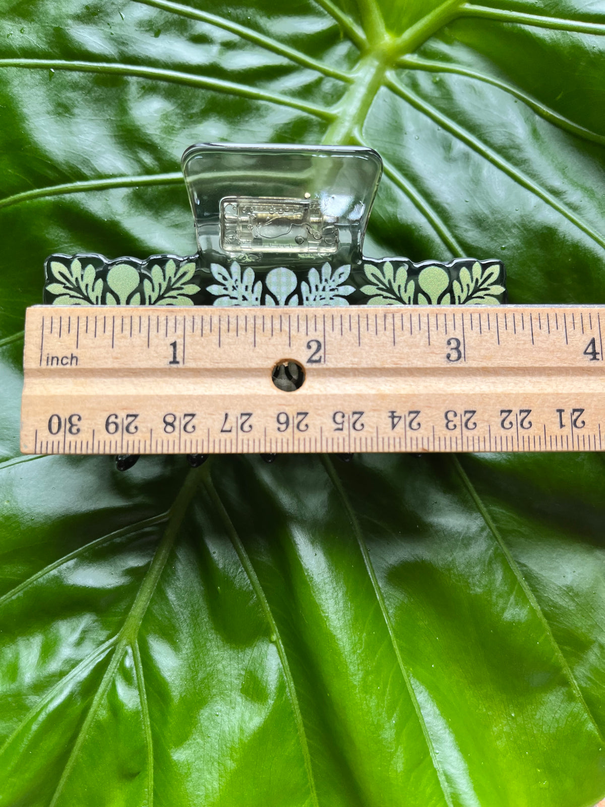 Hawaiian Quilt Clip Olive Green