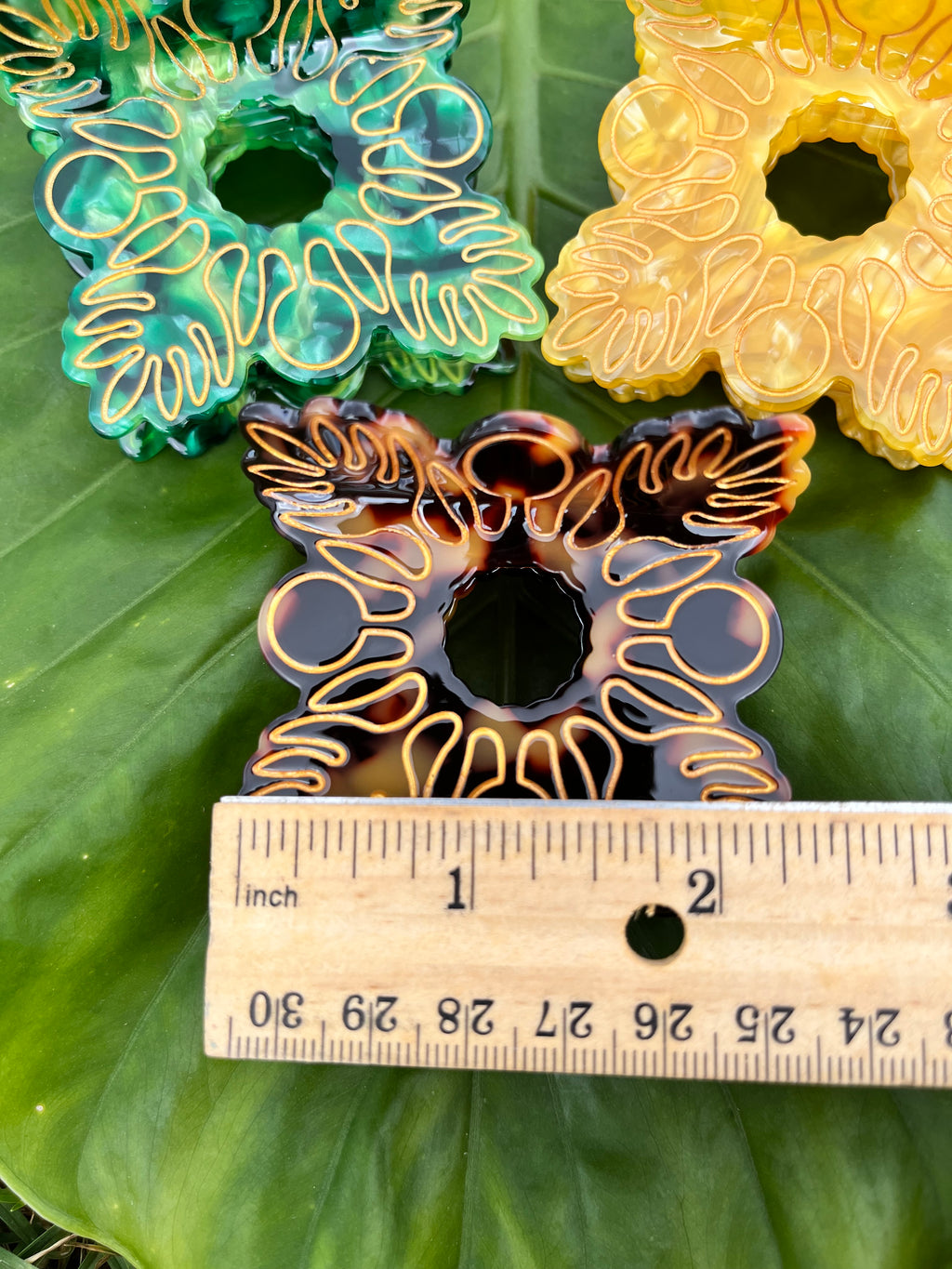 Hawaiian Quilt Circle Cut Out Clips