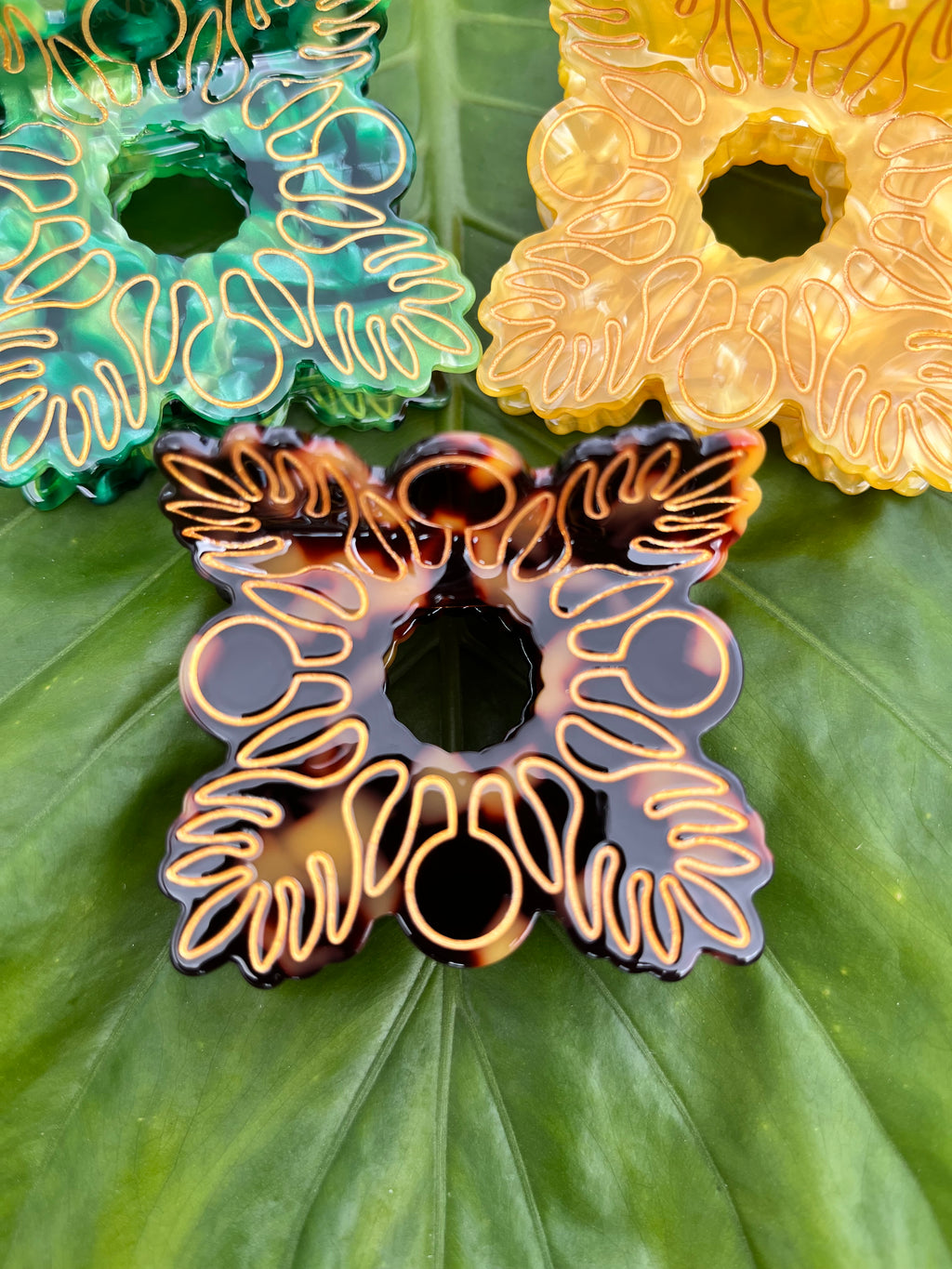 Hawaiian Quilt Circle Cut Out Clips