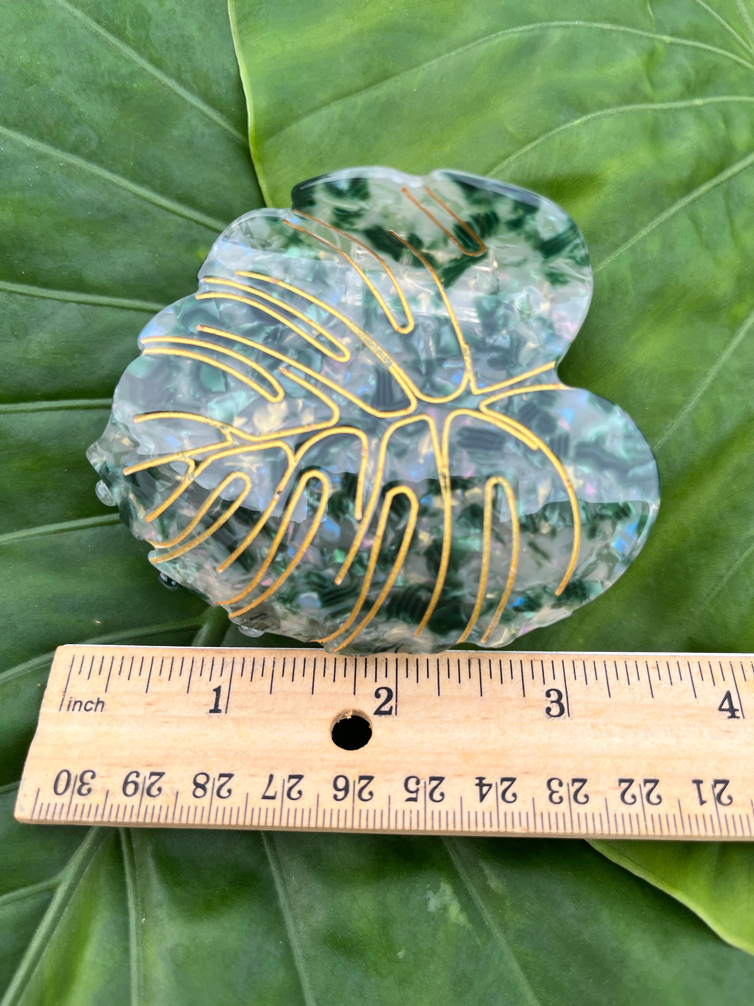 Large Monstera Leaf Clip Green